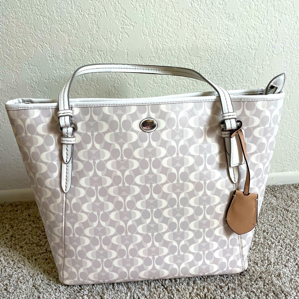 Brand new Coach purse
